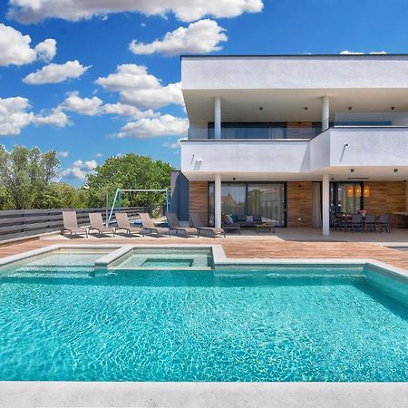 New Villa Tihi Otok Near The Beach 法扎纳 外观 照片
