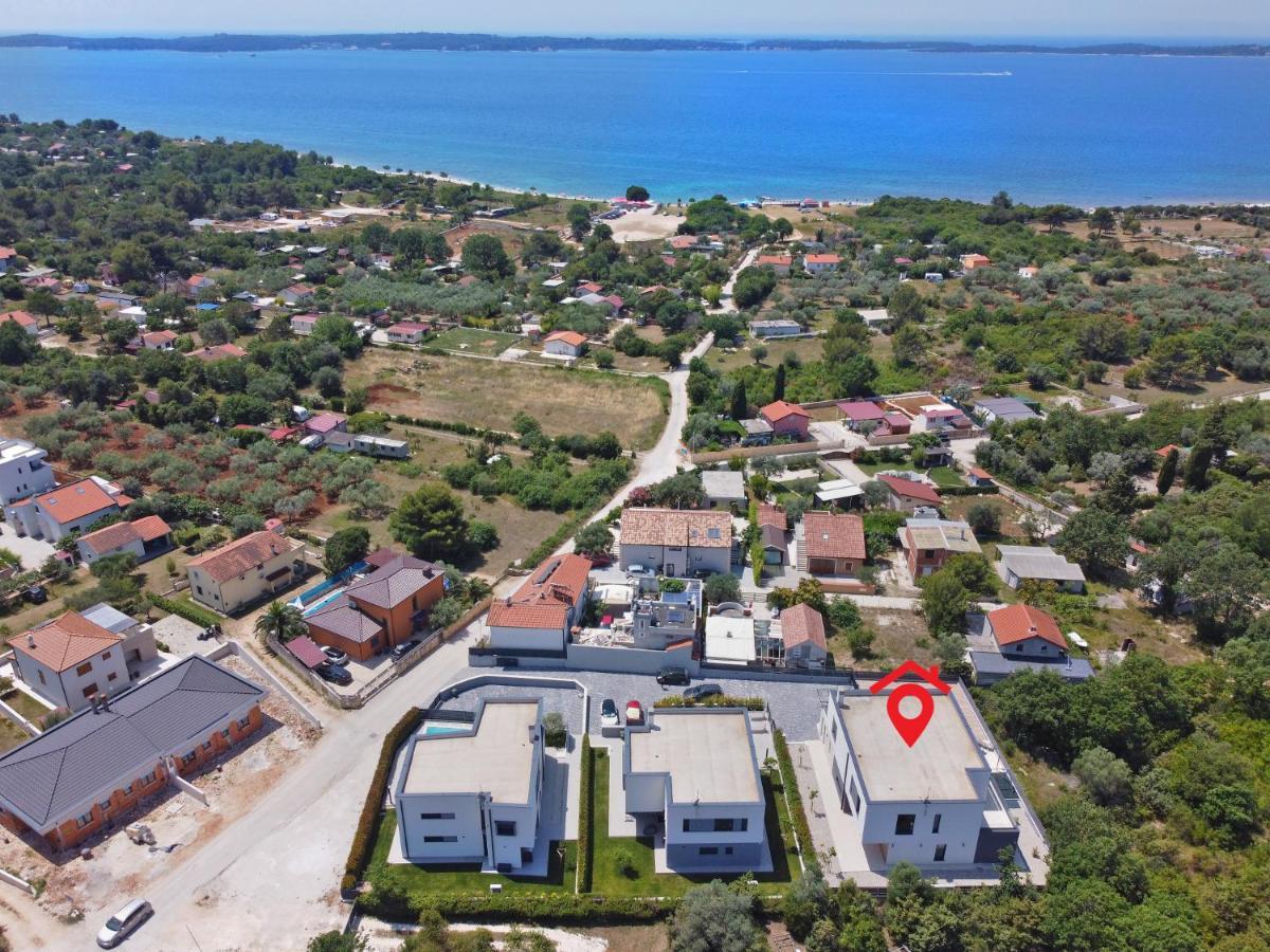 New Villa Tihi Otok Near The Beach 法扎纳 外观 照片