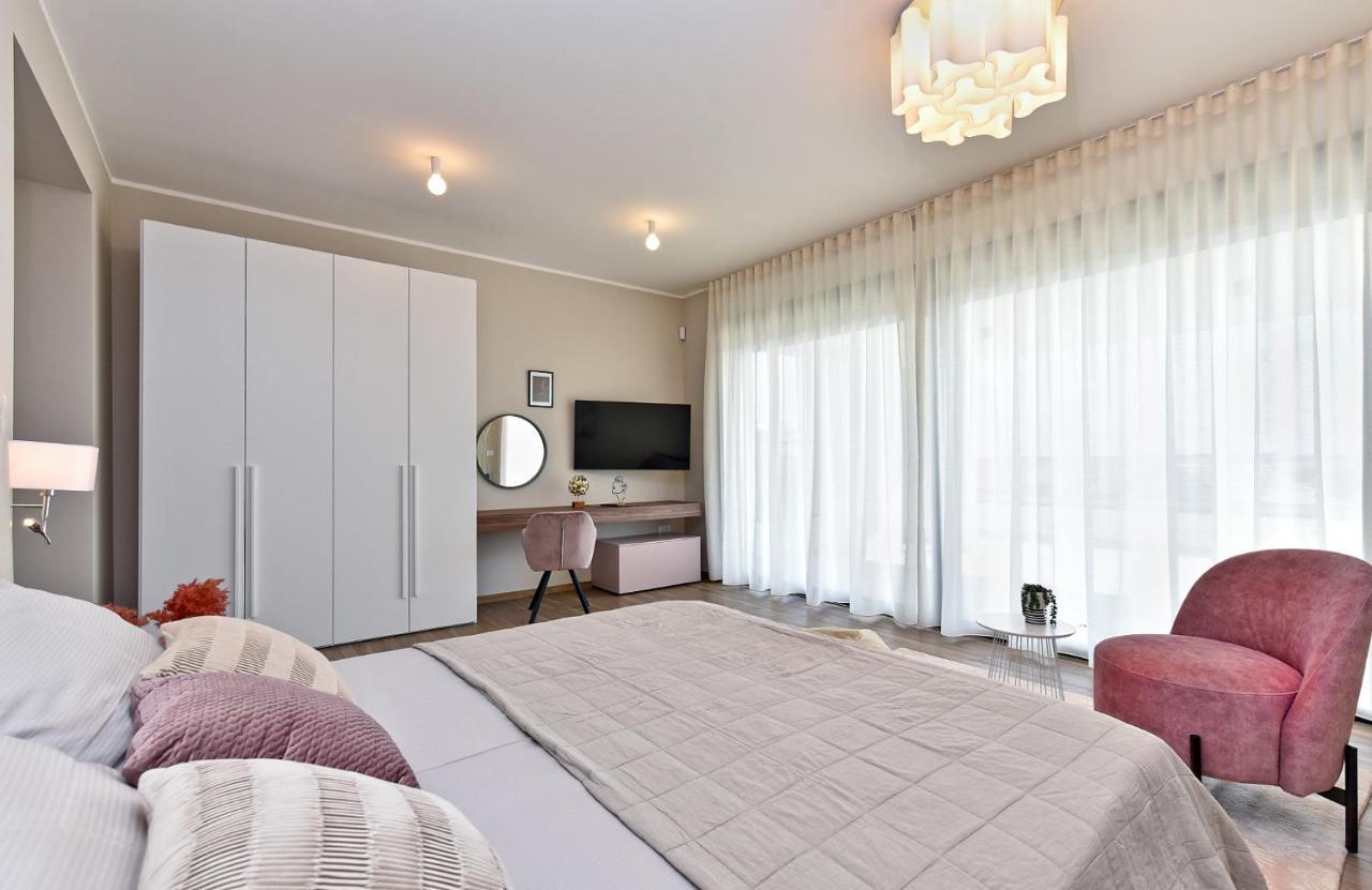 New Villa Tihi Otok Near The Beach 法扎纳 外观 照片
