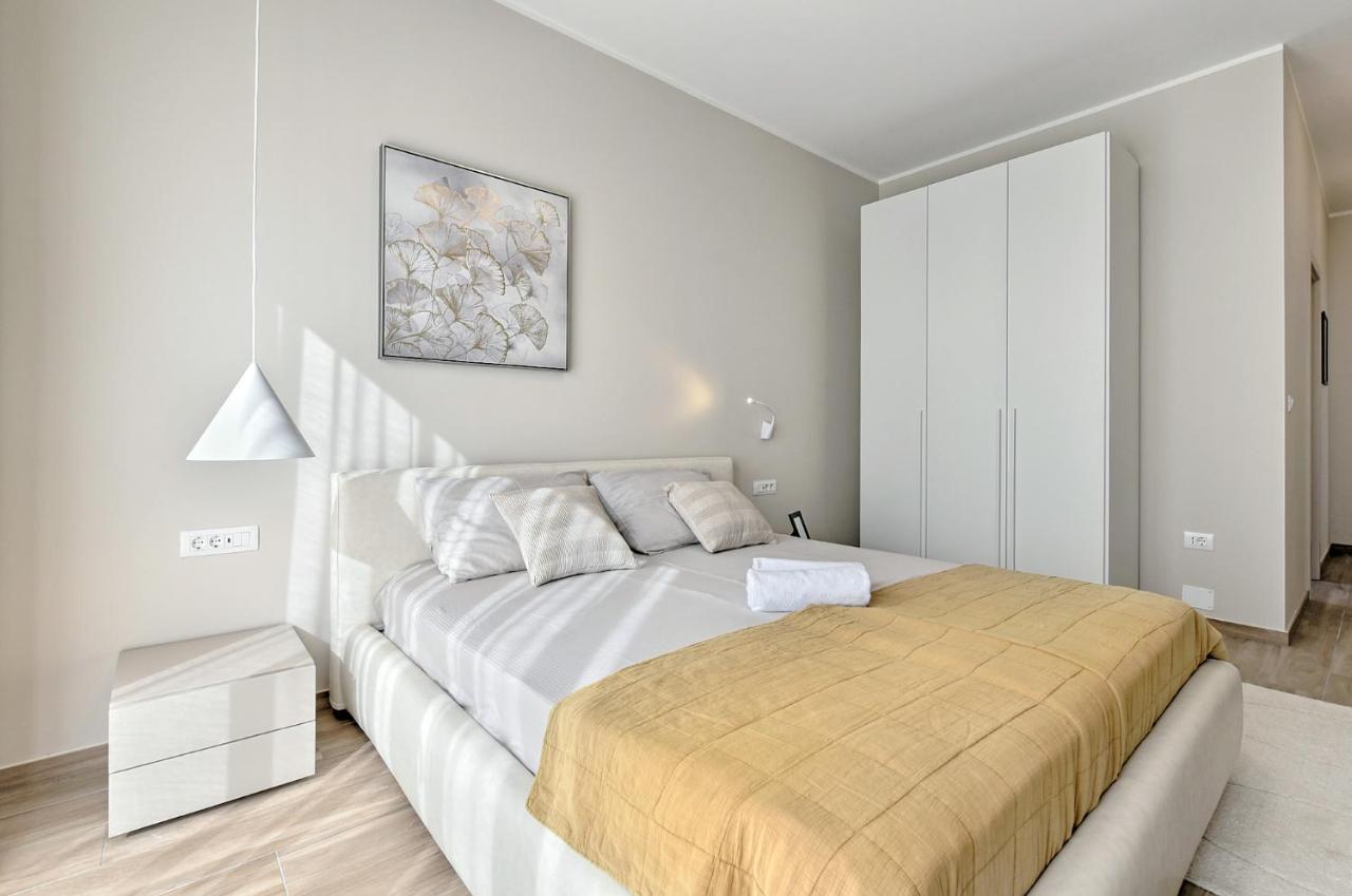 New Villa Tihi Otok Near The Beach 法扎纳 外观 照片