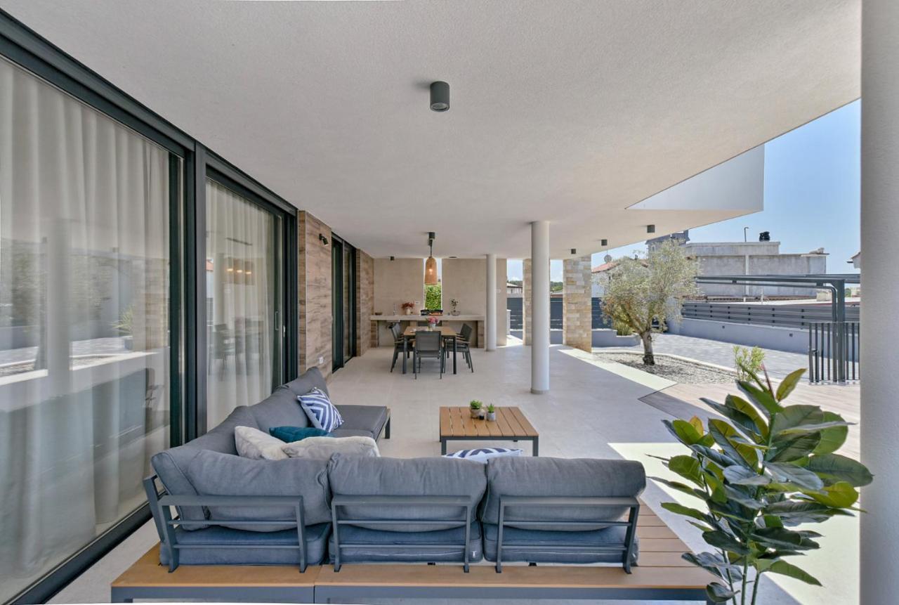 New Villa Tihi Otok Near The Beach 法扎纳 外观 照片